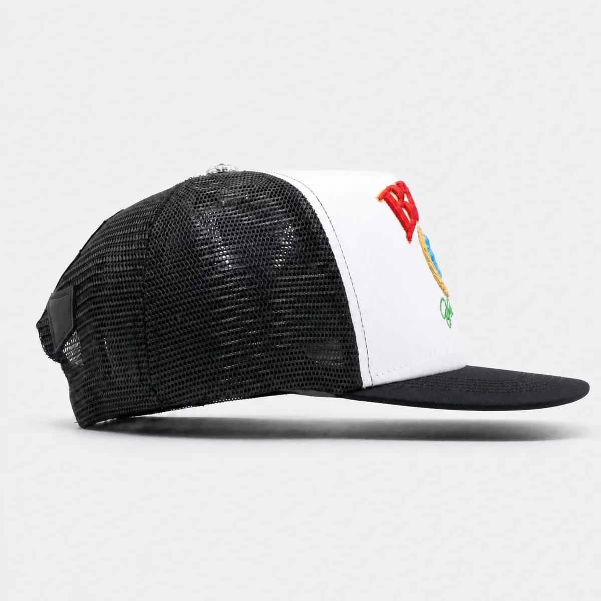 THIRTY ONE HATS | BZ31 YACHT CLUB FLAT BRIM FRIENDS & FAMILY