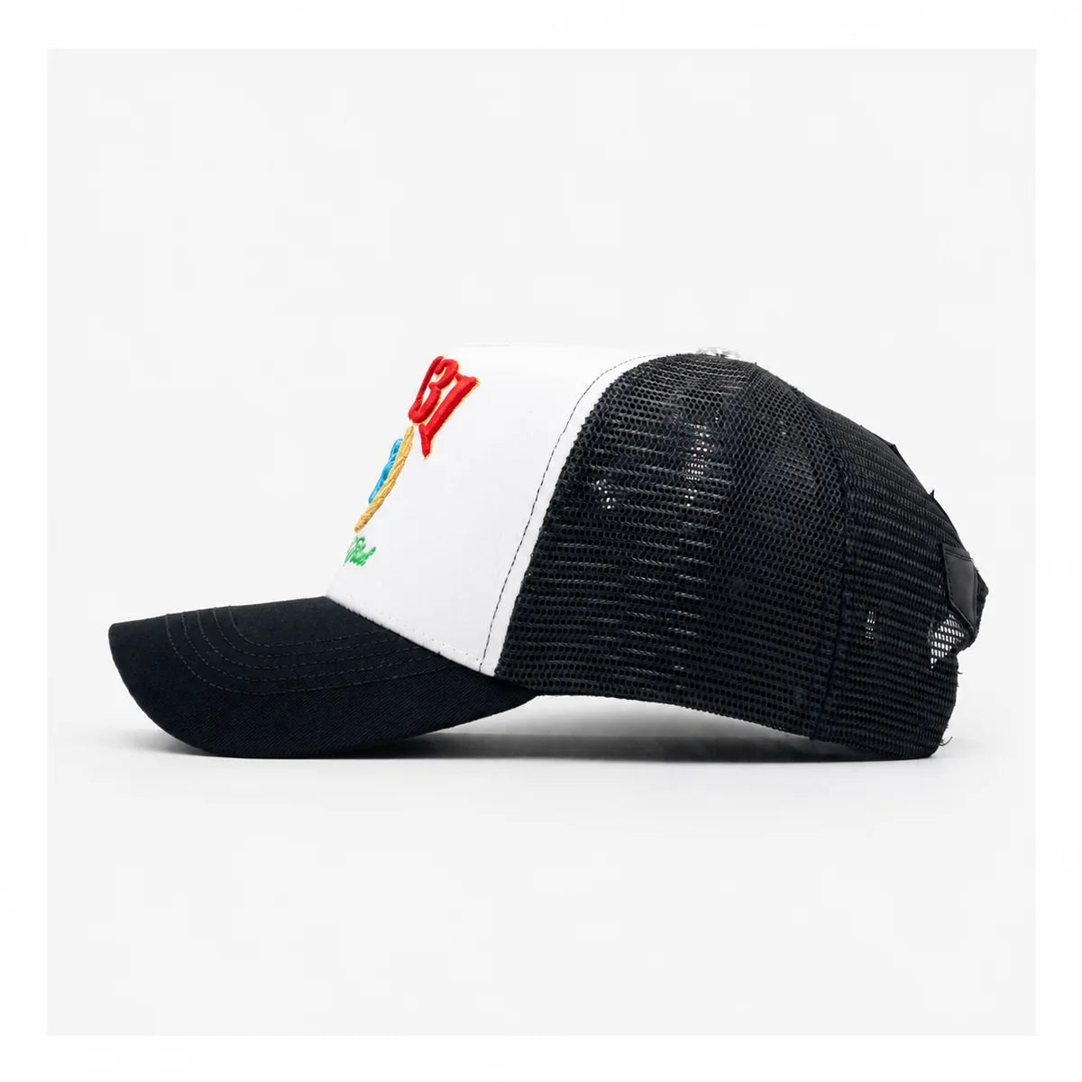 THIRTY ONE HATS | BZ31 YACHT CLUB