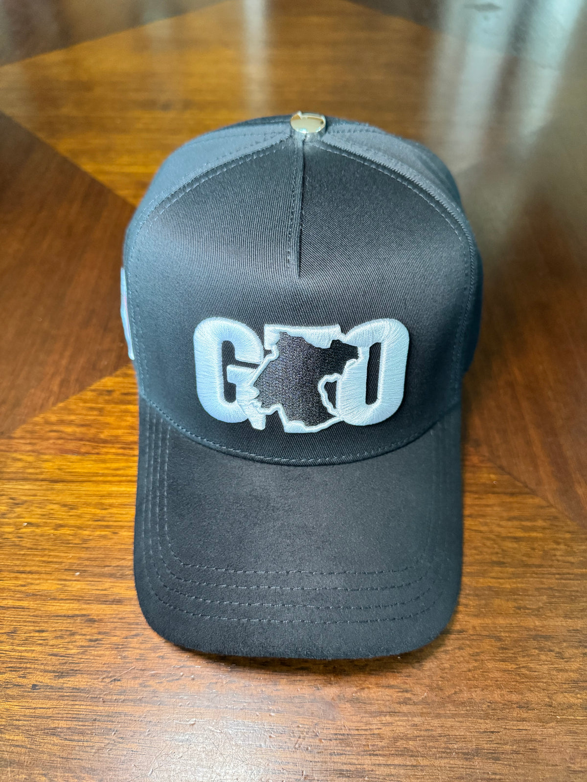 Guanajuato Last Edition | Premium Black Hat with Curved Suede Brim