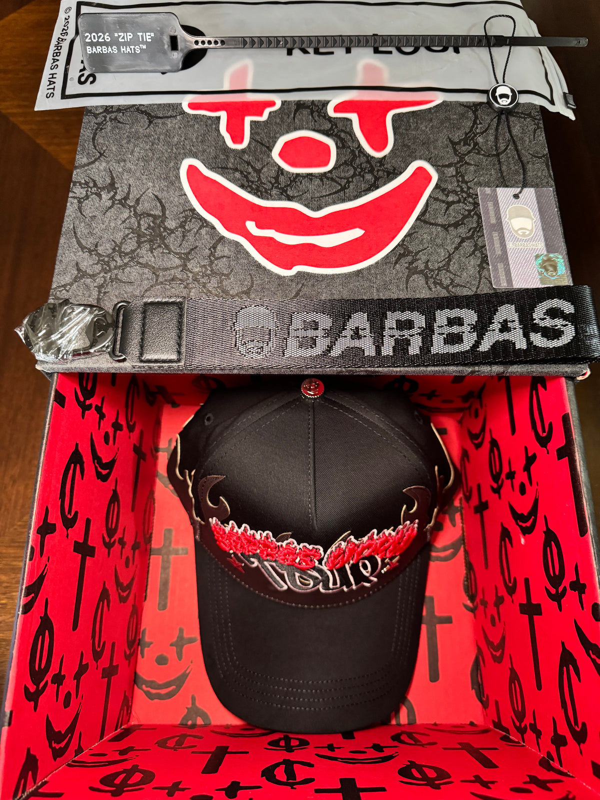 BARBAS HATS | WORLD TOUR